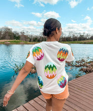 Load image into Gallery viewer, Queen Of Sparkles White Groovy Egg Tee