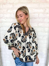 Load image into Gallery viewer, Know It All Black Top