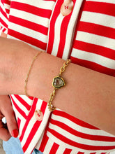 Load image into Gallery viewer, Bold Heart Rhinestone Bracelet