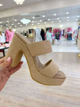 Load image into Gallery viewer, The Gem Oat Heel