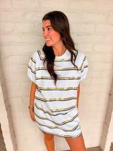 Load image into Gallery viewer, Jordan Amanda Black And Gold White Stripe ***TOP***