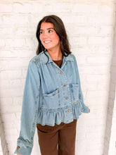 Load image into Gallery viewer, Light Denim Essentials Jacket