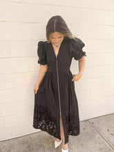 Load image into Gallery viewer, The Silhouette Black Dress