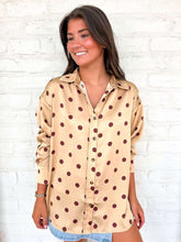 Load image into Gallery viewer, On The Run Taupe Top