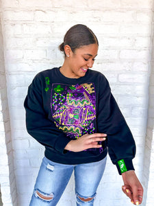 Queen Of Sparkles Black Mardi Gras Queen Card Sweatshirt