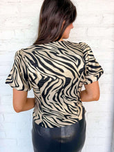 Load image into Gallery viewer, Metallic Tiger Jacquard Black Top