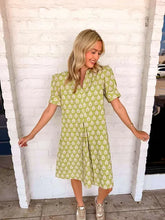 Load image into Gallery viewer, In The Middle Green Printed Dress