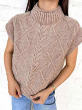 Load image into Gallery viewer, Notice Me Oatmeal Top