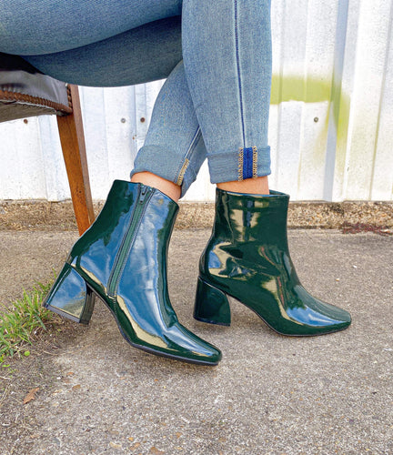 Ultra Dark Green Boot