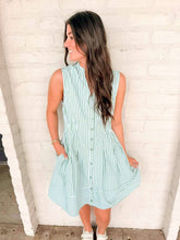 Load image into Gallery viewer, Solid Advice Green Dress