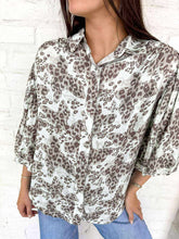 Load image into Gallery viewer, Things To Do Leopard Gray Mix Top