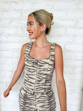 Load image into Gallery viewer, Move On Tiger Print Corset Top