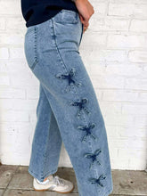 Load image into Gallery viewer, Seeing Bows Denim Pants