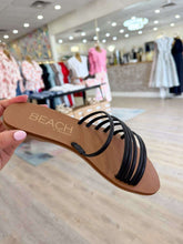 Load image into Gallery viewer, The Cali Black Slide Sandal