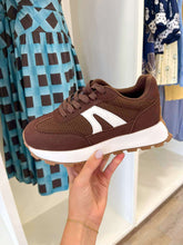Load image into Gallery viewer, Obsessed 11 Brown Sneaker