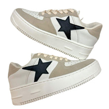 Load image into Gallery viewer, Viva Black Star Sneaker