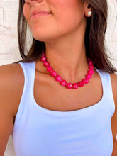Load image into Gallery viewer, Resin Round Hot Pink Necklace