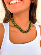 Load image into Gallery viewer, Resin Round Army Green Bead Necklace