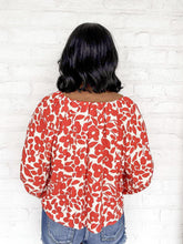 Load image into Gallery viewer, THML Closer To You Cream Floral Top