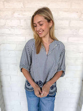 Load image into Gallery viewer, Fall Essential Navy Top