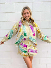 Load image into Gallery viewer, Queen Of Sparkles Metallic Gold Stripe Nola Street Sign Short