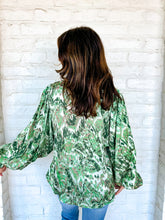 Load image into Gallery viewer, Here For Love Top Green