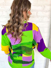 Load image into Gallery viewer, Queen Of Sparkles Mardi Gras Checkered Alligator Queen Sweater