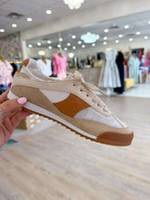 Load image into Gallery viewer, The Tera Natural Multi Sneaker