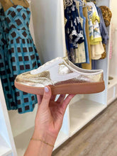 Load image into Gallery viewer, Modern 17 Gold Slip On Sneaker