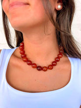 Load image into Gallery viewer, Resin Round Amber Bead Necklace