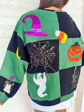 Load image into Gallery viewer, Queen Of Sparkles Black &amp; Green Checkered Halloween Icon