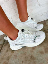 Load image into Gallery viewer, Kinsley 1 White &amp; Silver Sneaker