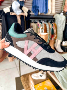 Vintage Havana Cosmic 28 Black/Mint/Pink/Silver Sneaker