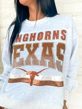 Load image into Gallery viewer, Queen Of Sparkles Grey Longhorns Texas Vintage Sweatshirt