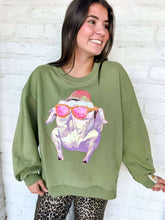 Load image into Gallery viewer, Queen Of Sparkles Green
FRIENDS™ Metallic &amp; Sequin Turkey with Sunglasses Sweatshirt