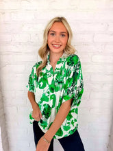 Load image into Gallery viewer, Paisley Print Floral Green Top