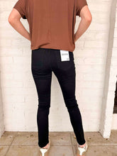Load image into Gallery viewer, Top Fashion Black Skinny Denim Jean