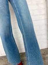 Load image into Gallery viewer, Fabulous News Rhinestone Wide Jeans