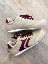 Load image into Gallery viewer, Mina 4 Beige &amp; Wine Sneaker