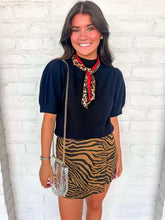 Load image into Gallery viewer, Clear &amp; Gold Crossbody Purse