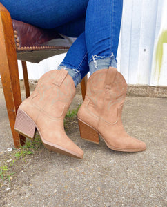 Blazing Taupe Boot