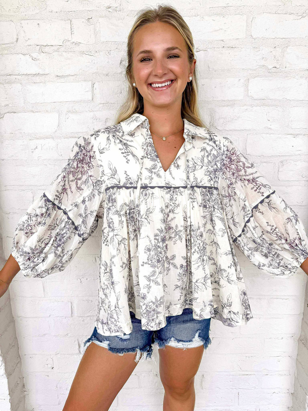 Pretty Little Moment Charcoal Top
