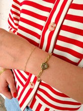 Load image into Gallery viewer, Bold Heart Rhinestone Bracelet