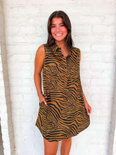 Load image into Gallery viewer, The Tiger Club Printed Dress