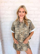 Load image into Gallery viewer, Outthink The Others Tiger Print Top
