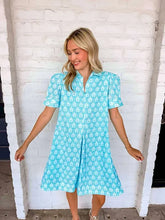 Load image into Gallery viewer, In The Middle Blue Printed Dress