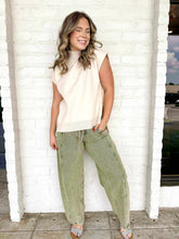 Load image into Gallery viewer, Break The News Olive Barrel Jeans