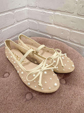 Load image into Gallery viewer, Carly Cream Pearl Ballet Flat