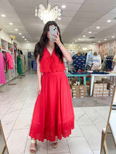 Load image into Gallery viewer, Set The Record Red Scalloped Set