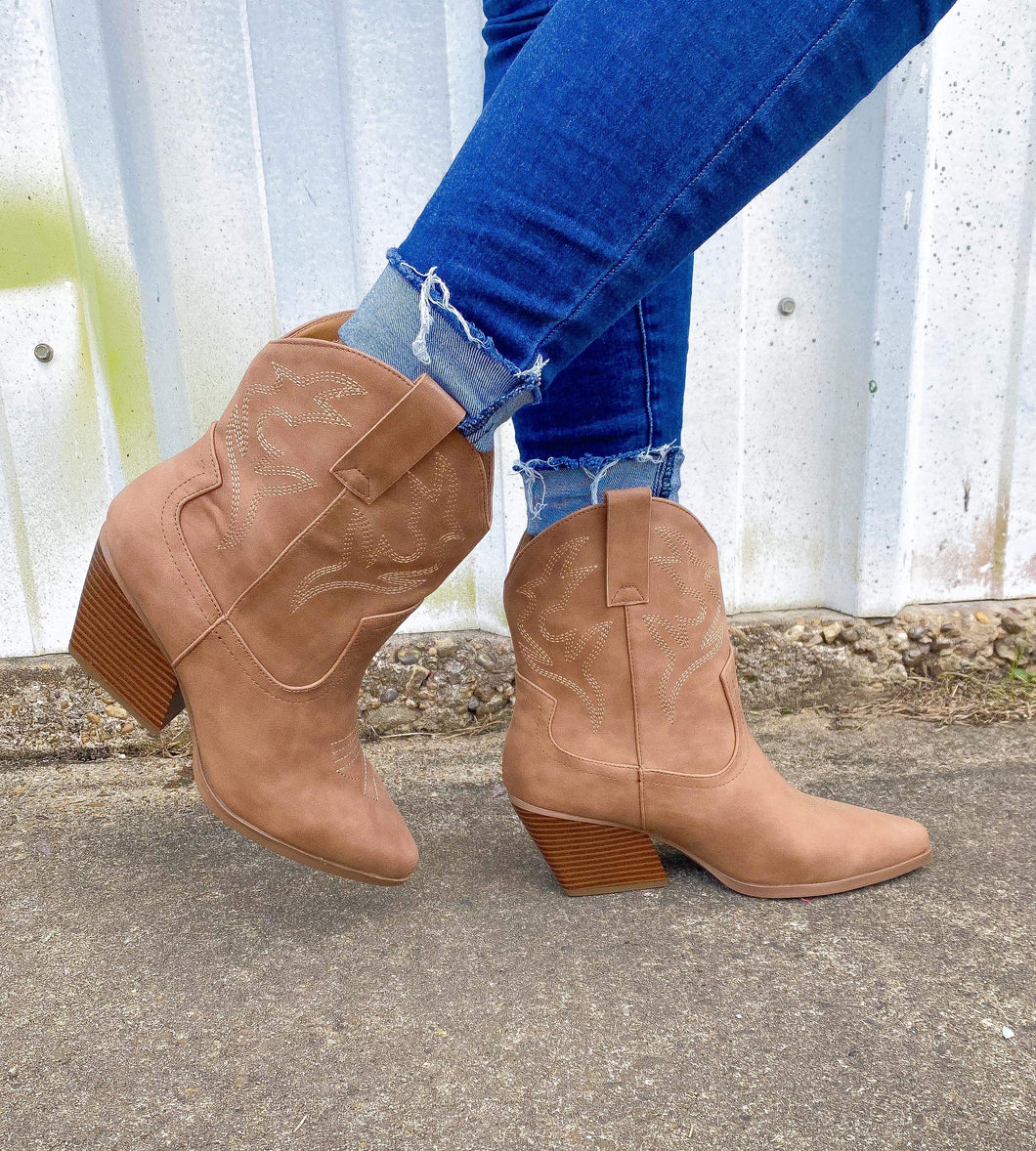 Blazing Taupe Boot